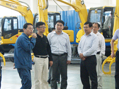 �л����񹲺͹��������쵼һ��ݰ��k8���������Ӳ칤��